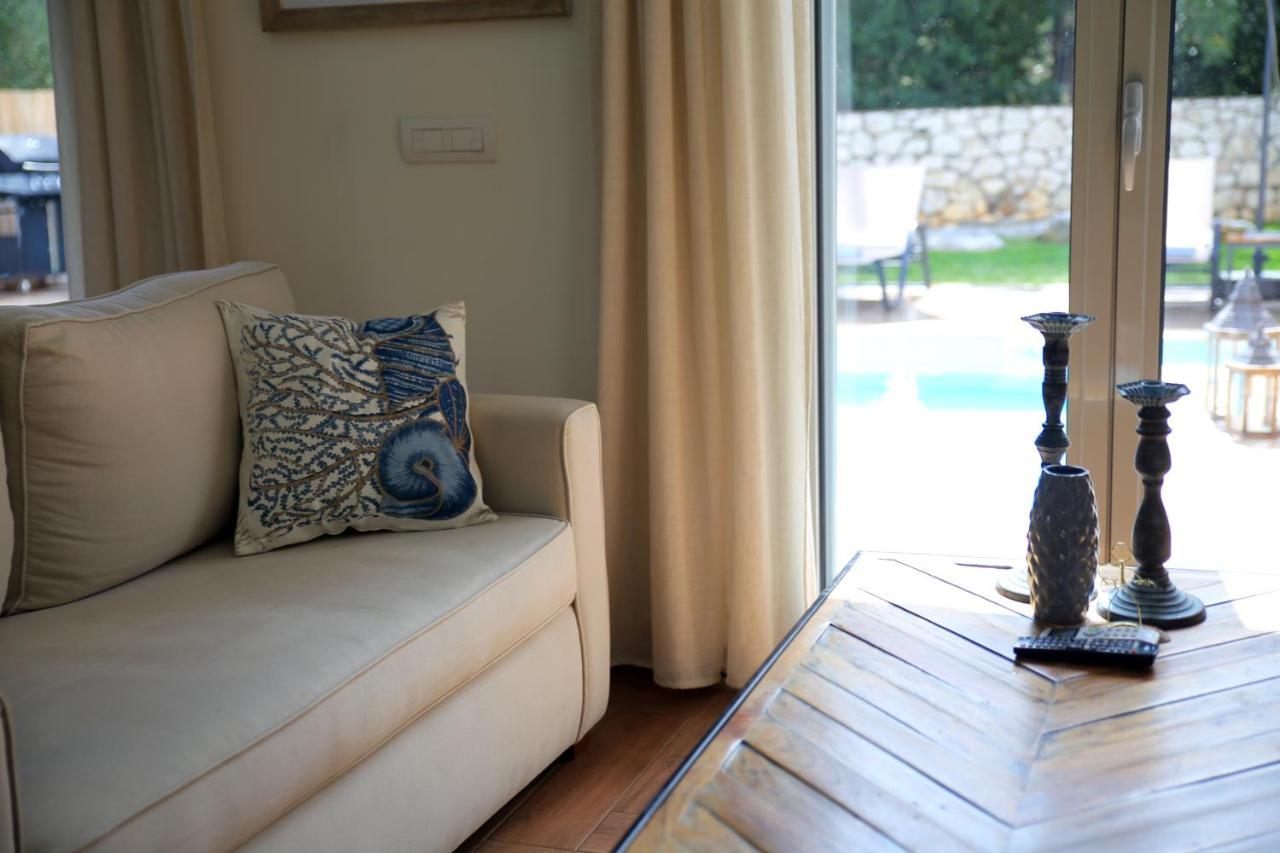 Amarianos Villas Agia Efimia ภายนอก รูปภาพ