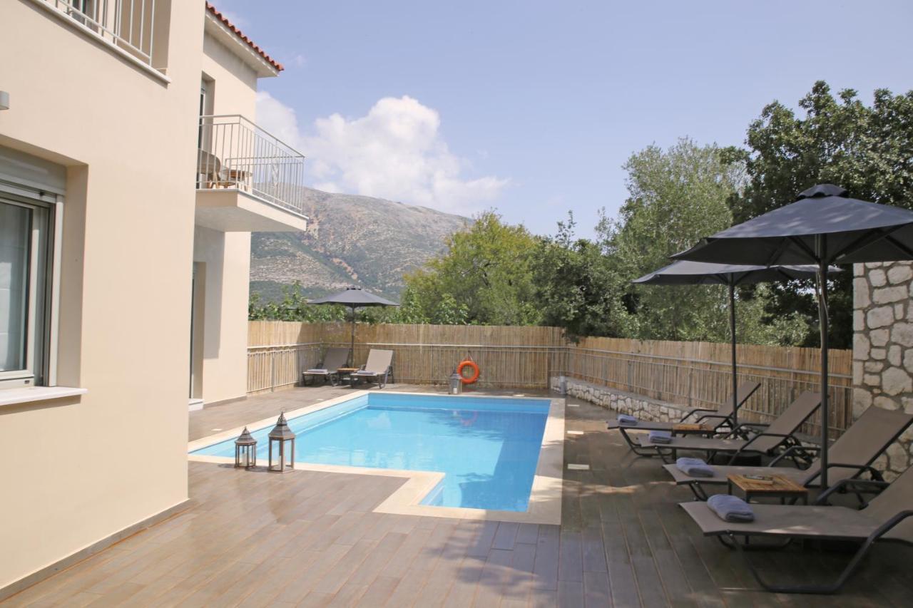 Amarianos Villas Agia Efimia ภายนอก รูปภาพ