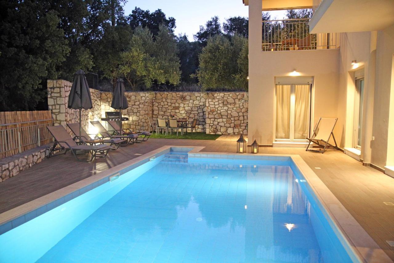 Amarianos Villas Agia Efimia ภายนอก รูปภาพ