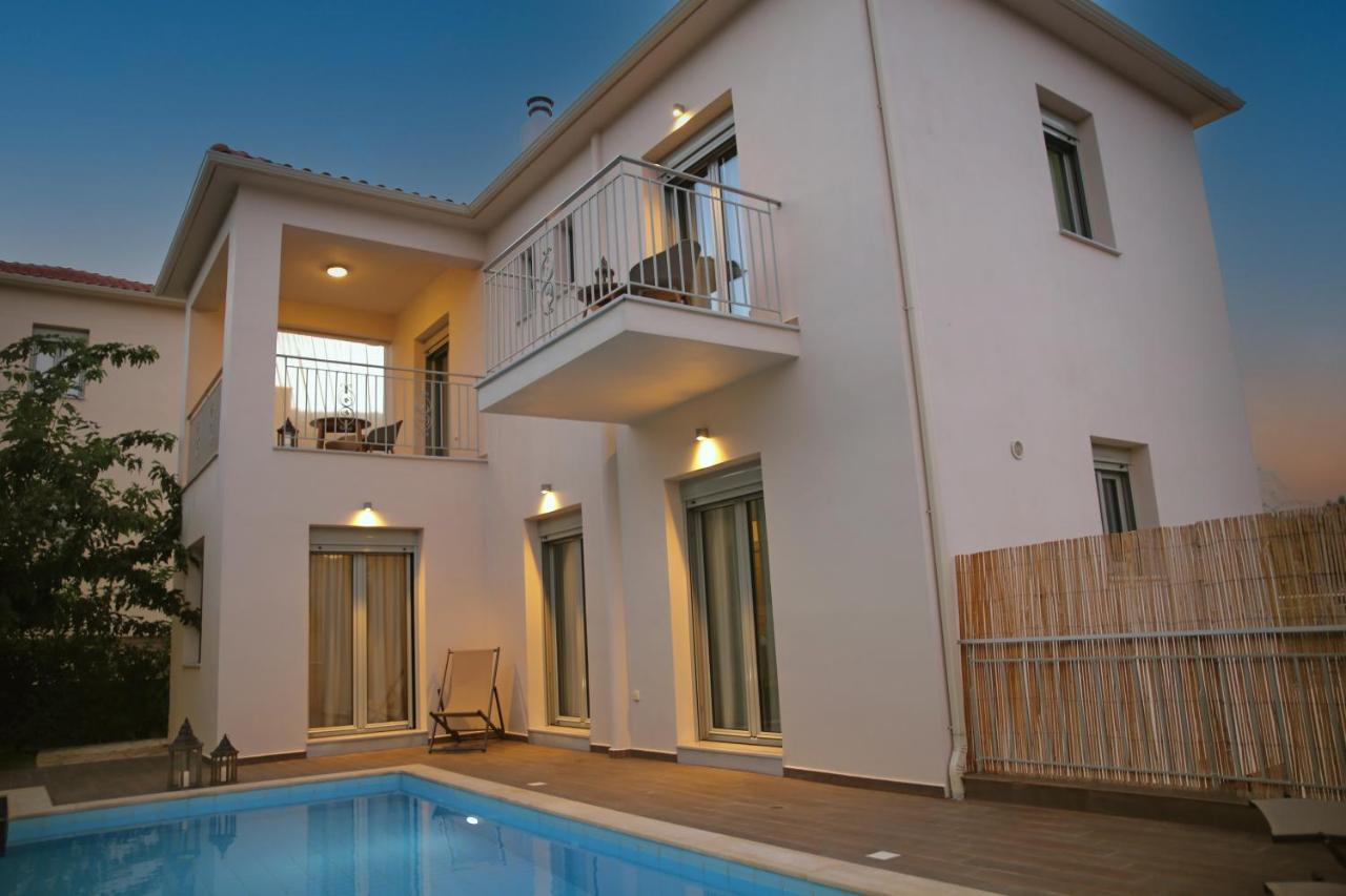 Amarianos Villas Agia Efimia ภายนอก รูปภาพ