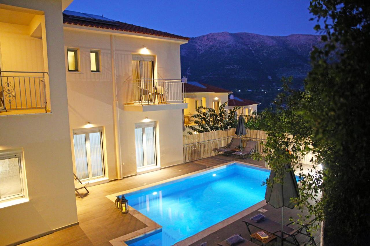 Amarianos Villas Agia Efimia ภายนอก รูปภาพ