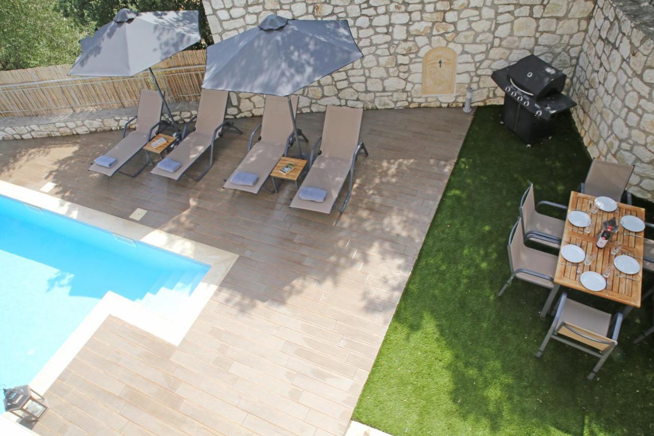 Amarianos Villas Agia Efimia ภายนอก รูปภาพ