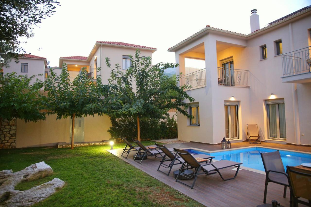 Amarianos Villas Agia Efimia ภายนอก รูปภาพ
